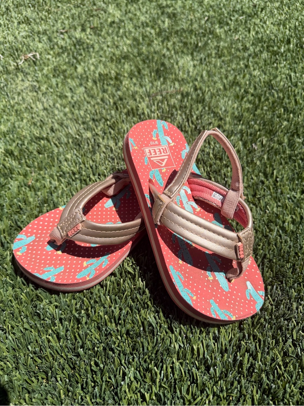 Reef Girls Toddler Ahi Sandals Island Size 9/10 EUC